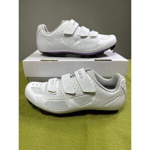 NIB Louis Garneau  Womens Women Multi Air Flex II Shoes 8